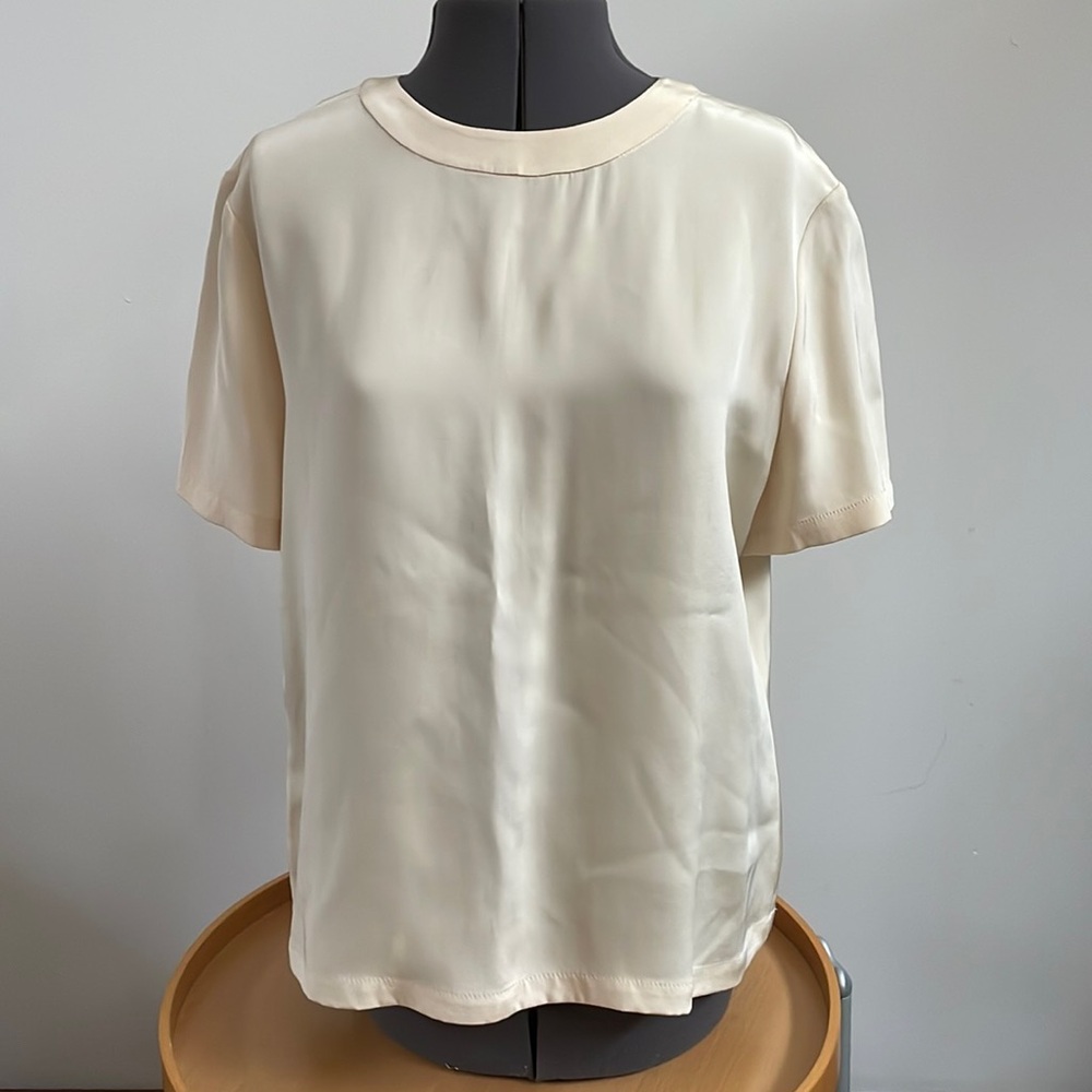 ST JOHN Collection by Marie Gray Vintage 100% Silk Blouse